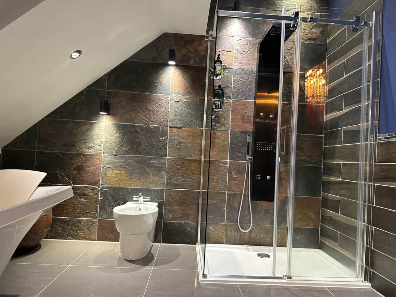 Master Bedroom Ensuite