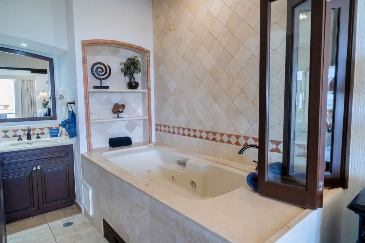 6 - Primary Bath - S Sky 110