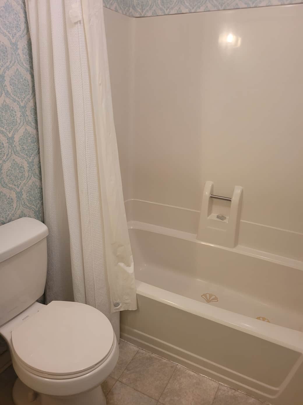 (1)bath (1)bath