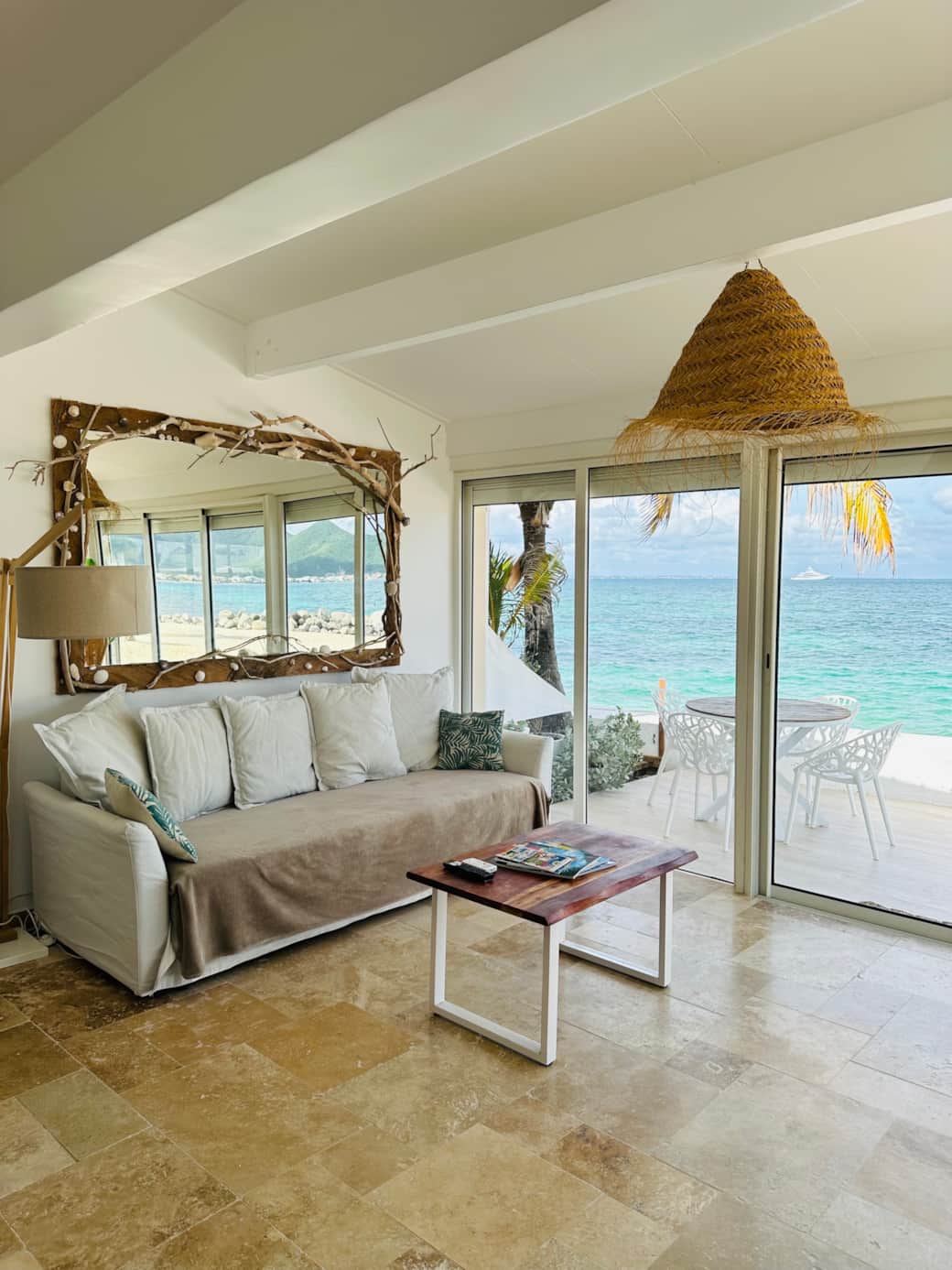 NBBC SXM Paradise Beach salon NBBC SXM Paradise Beach salon