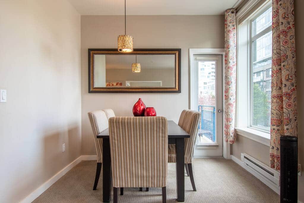 6 Person Dining Table 