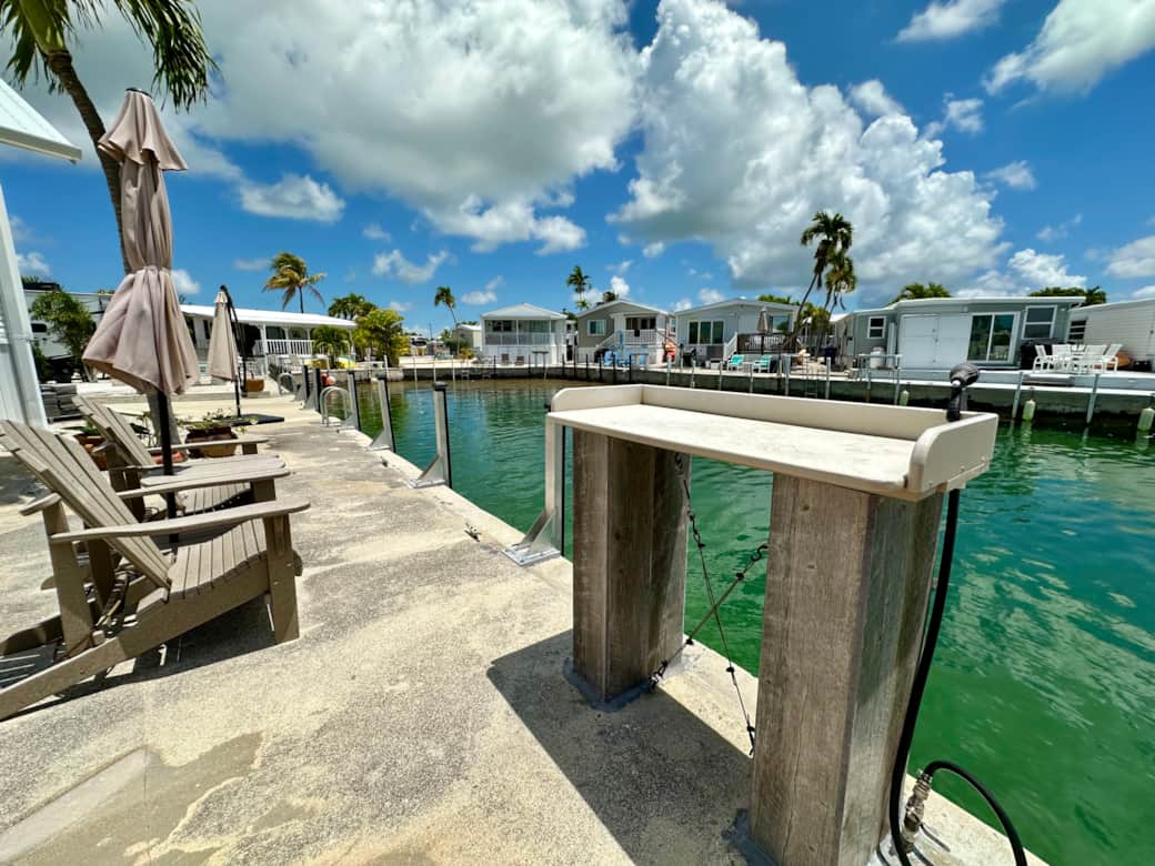 35' Seawall to Park Your Boat and Fish Cleaning Station 35' Seawall to Park Your Boat and Fish Cleaning Station