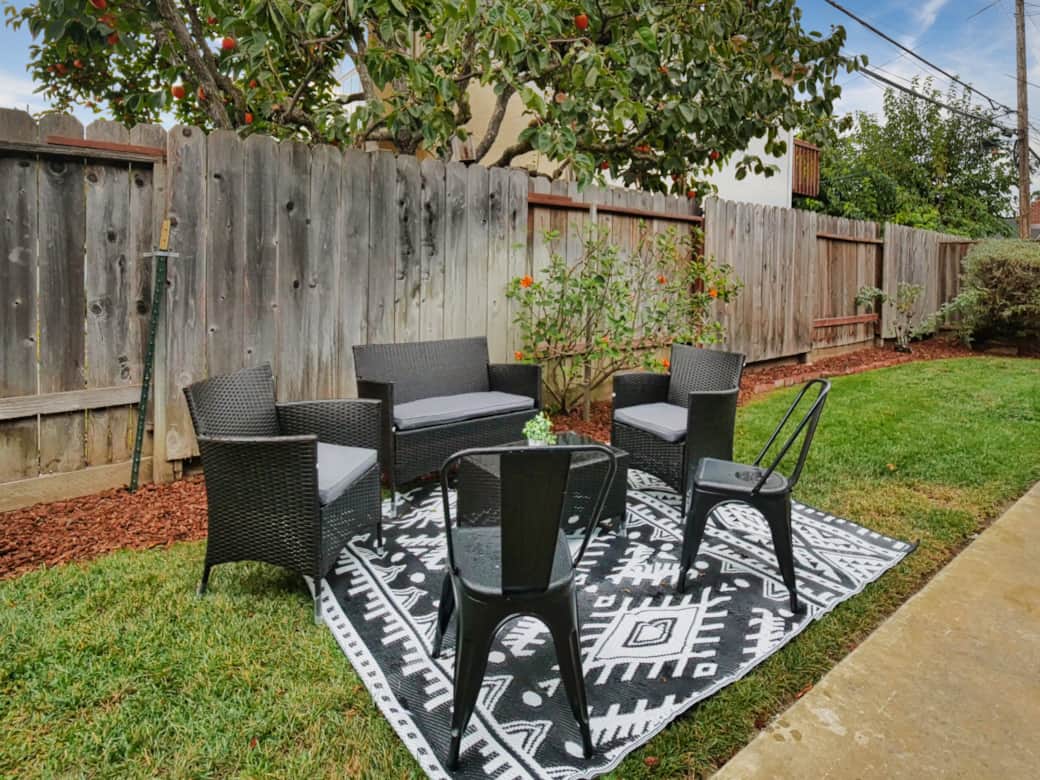 fully fenced backyard, accessible from the living room – perfect for pets and relaxing outdoor. fully fenced backyard, accessible from the living room – perfect for pets and relaxing outdoor.