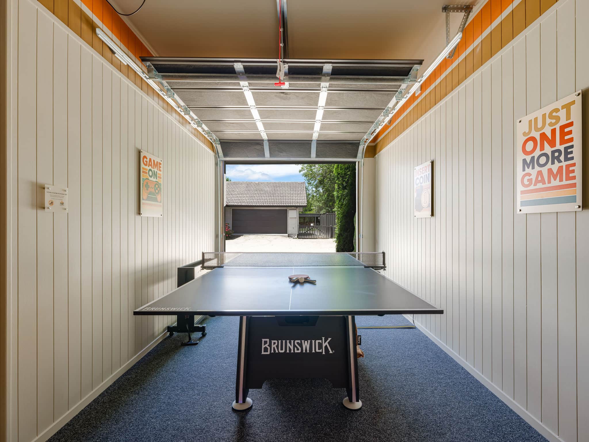 Kids and adults entertained