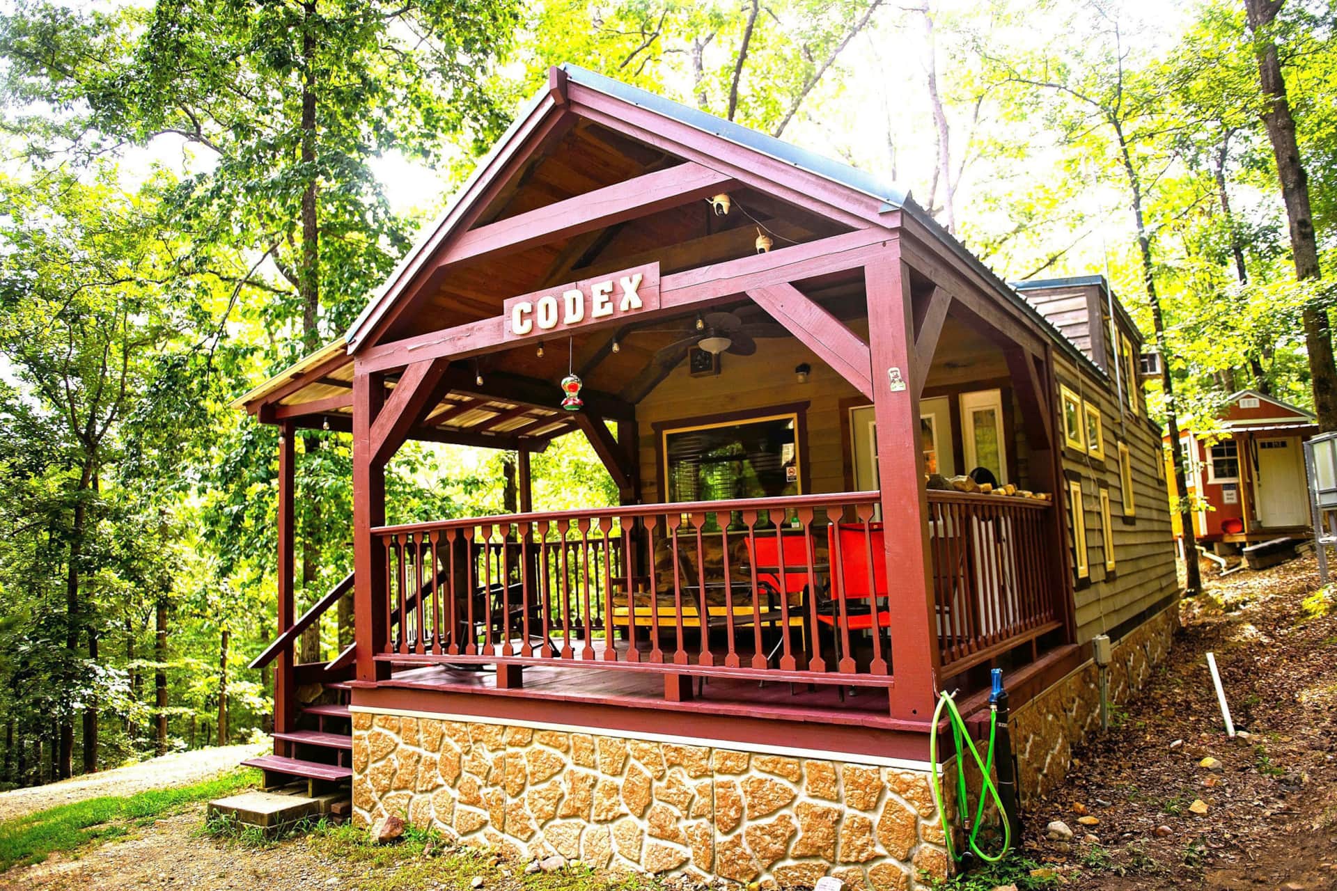 Cabins in Murfreesboro & Marshall Arkansas Pet Friendly!
