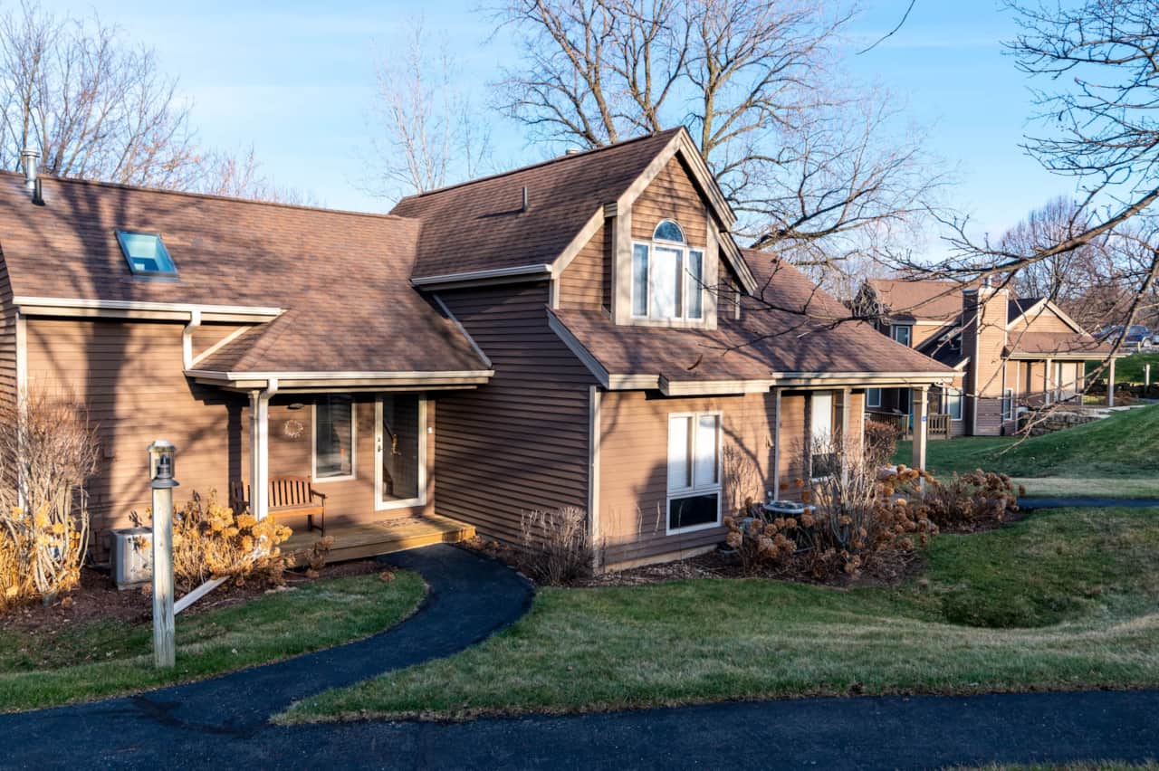 4 Unit Townhome Building
