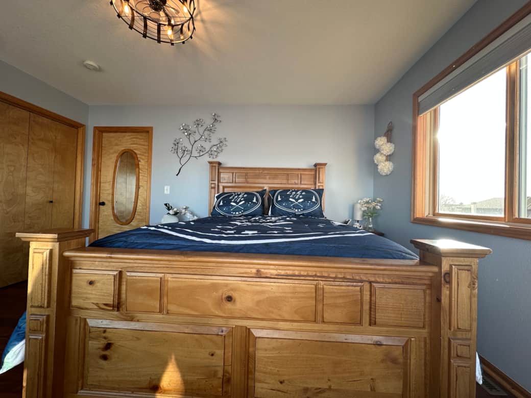 Unwind in this first-floor lakeside bedroom, complete with serene views and a flat-screen TV for laid-back evenings. Unwind in this first-floor lakeside bedroom, complete with serene views and a flat-screen TV for laid-back evenings.