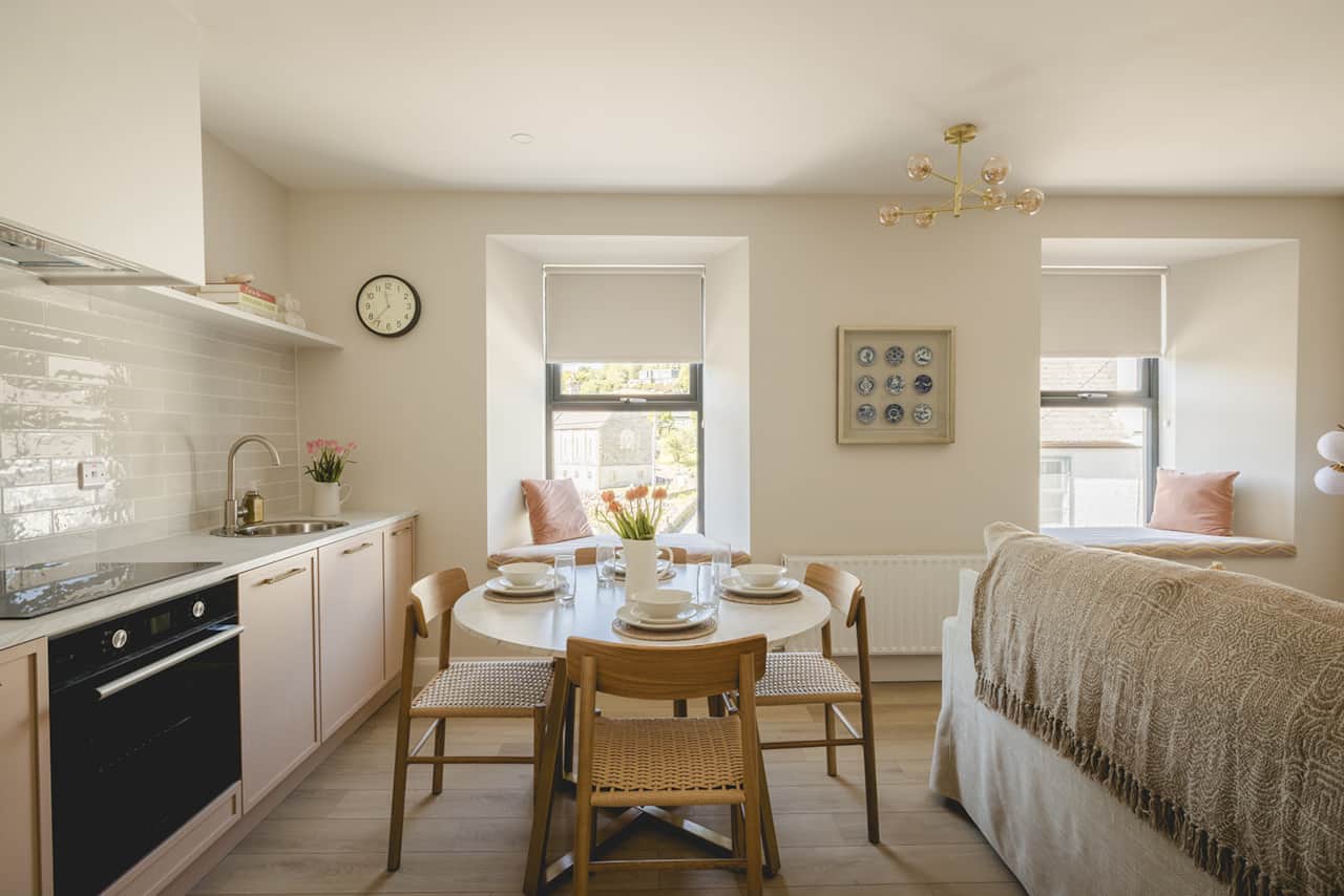 SchoolHouse Castle View Apartment