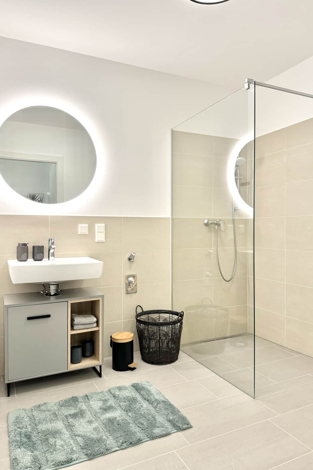 20240606 2700 Frauengasse 6 Top8 Badezimmer 03