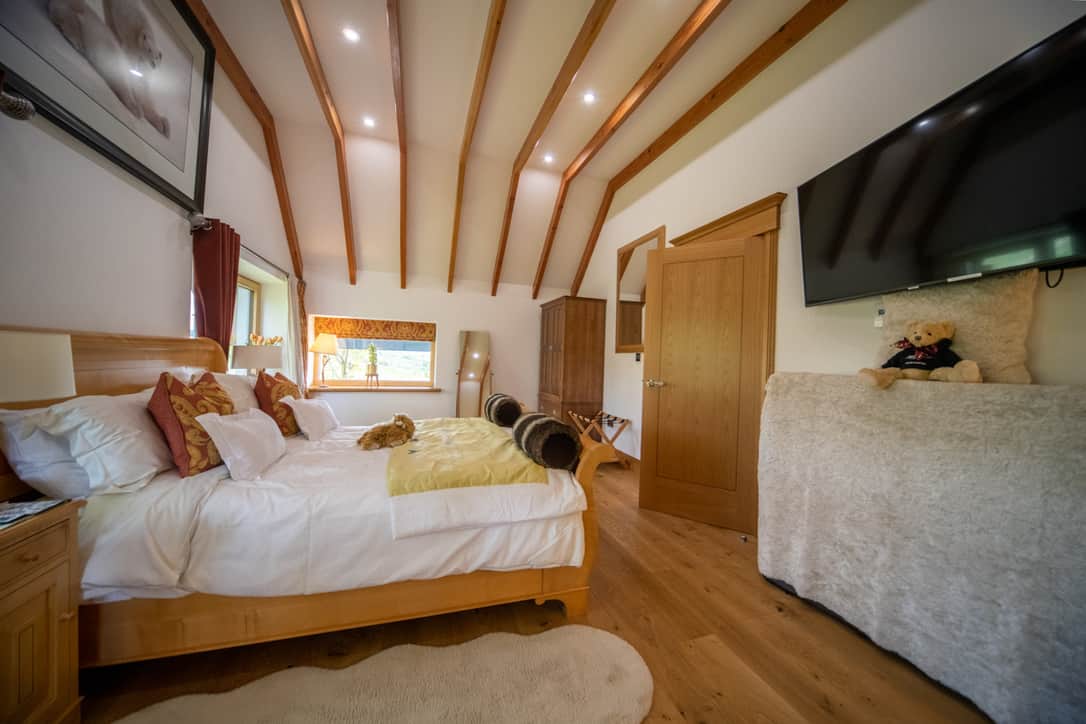 Spare Bedroom 