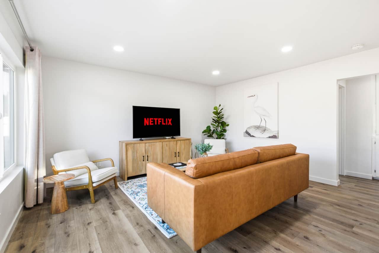 Living Area w/ Smart TV