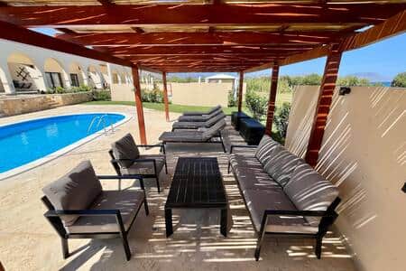 Lounge and sunbeds