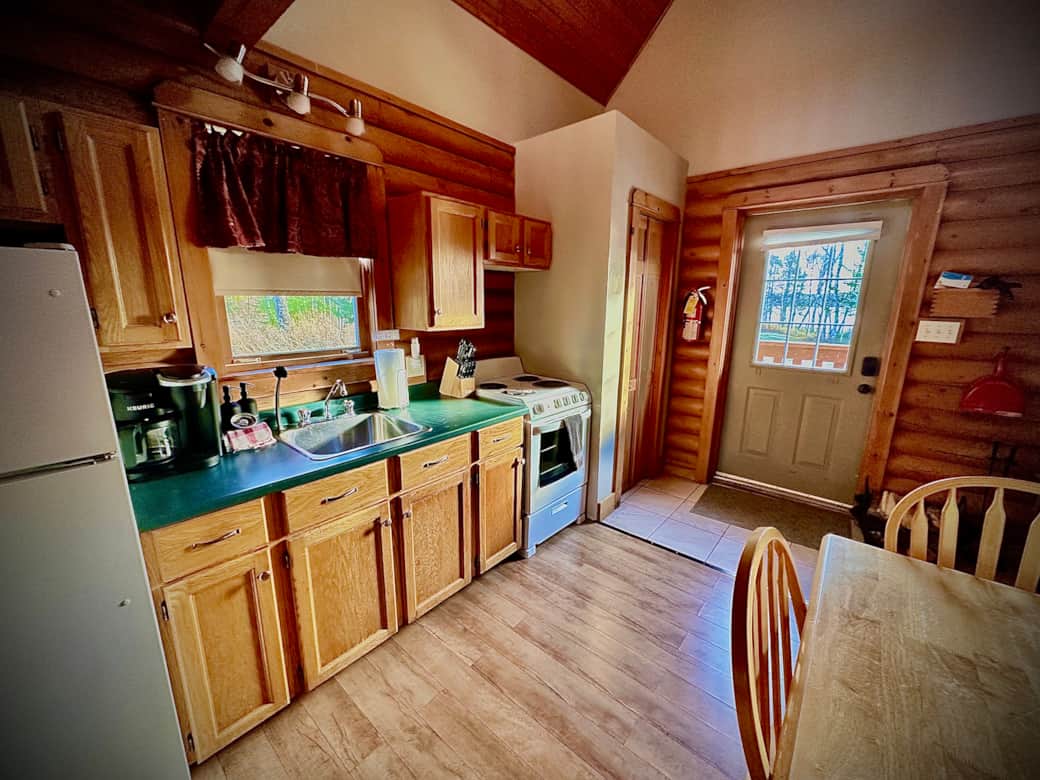 Full Kitchen Full Kitchen