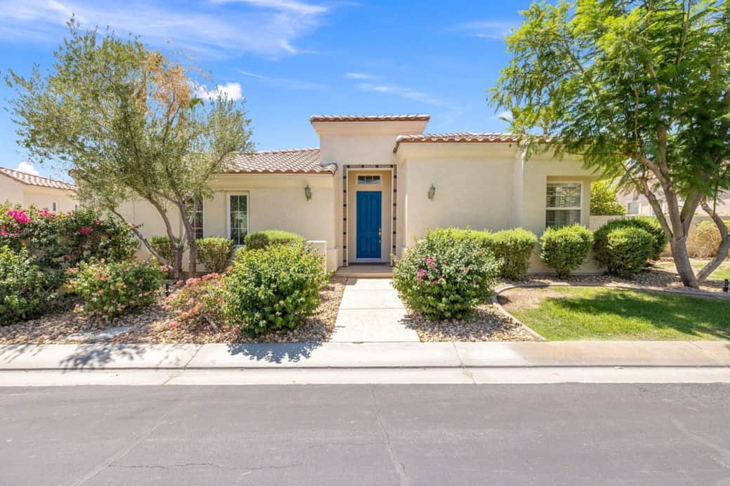 Welcome to our luxurious vacation home Welcome to our luxurious vacation home