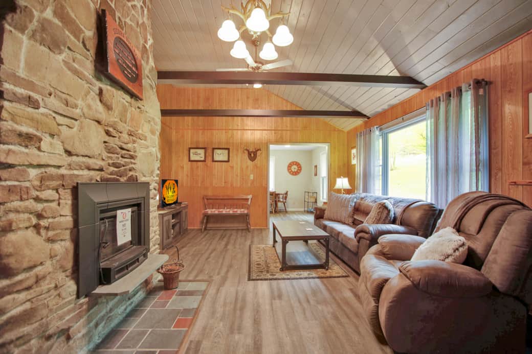 FIREPLACE IS NOT FOR GUEST USE