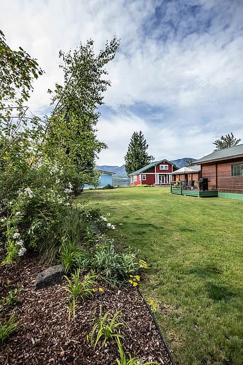Shared lawn Shared lawn