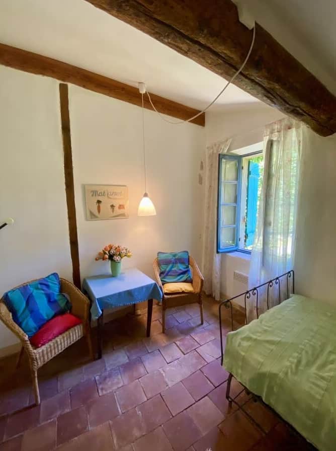 Schlafzimmer 1