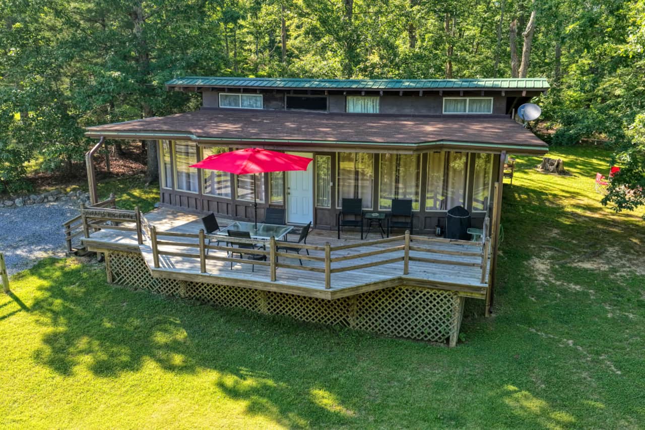 Welcome to Forest Glen - a peaceful mountain retreat tucked among the trees