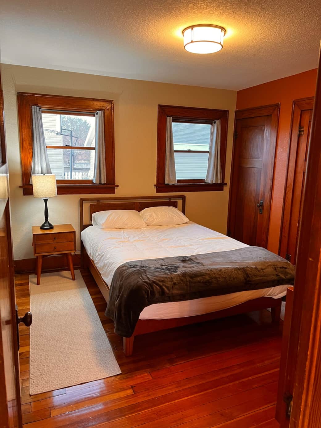 Bedroom 2 Queen