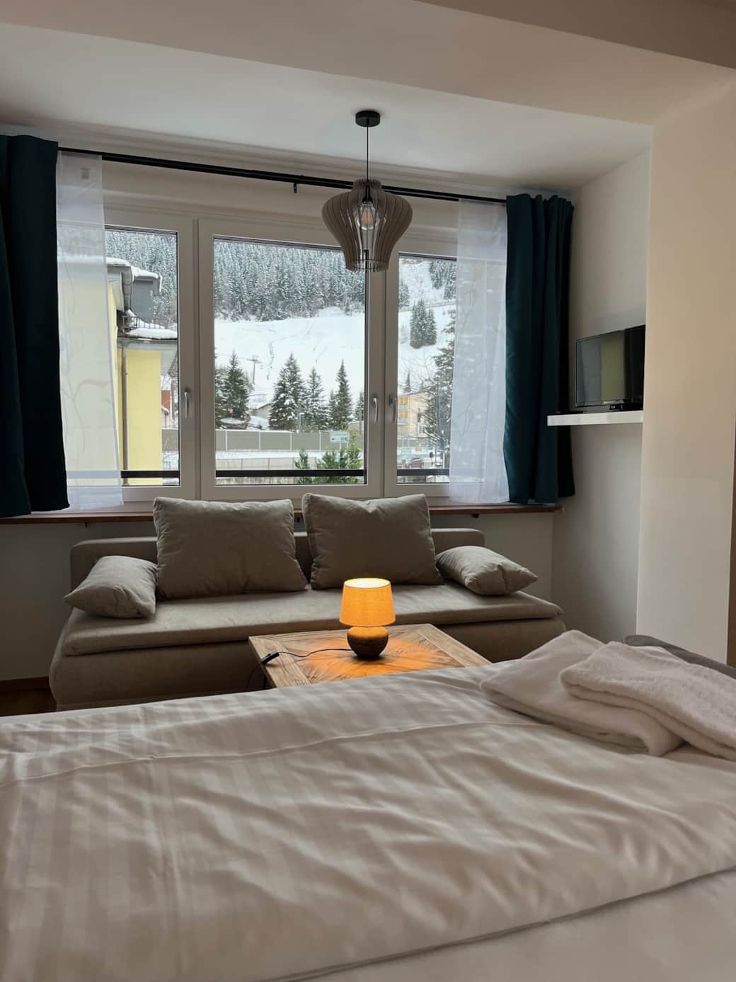 View towards Stubnerkogel