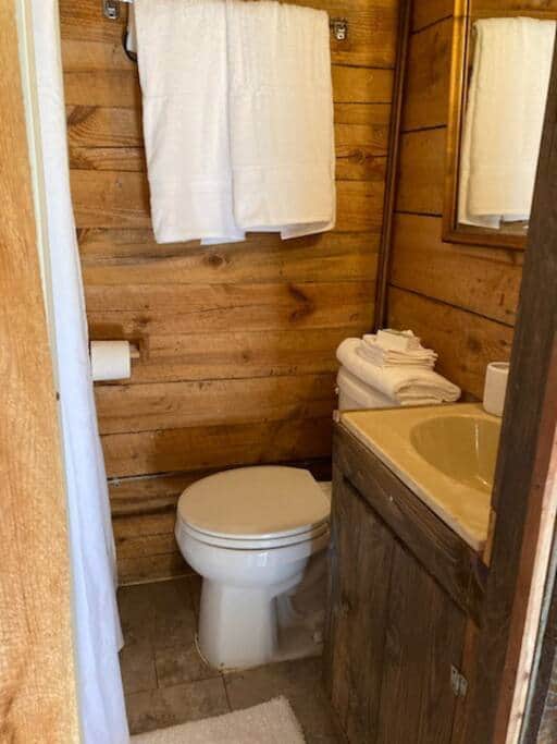 Bathroom Bathroom