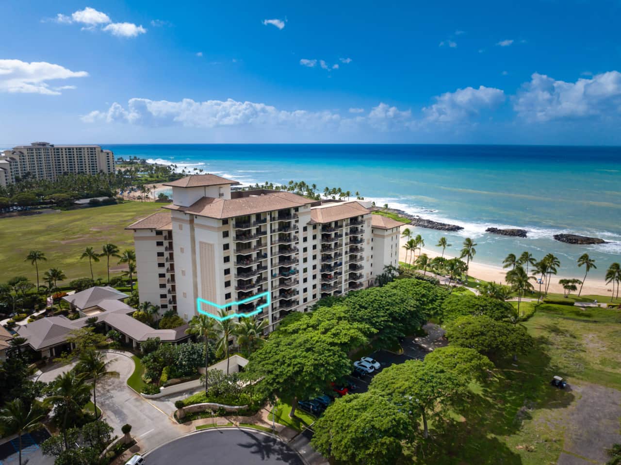 B402 in Beach Tower Closest to the Beach