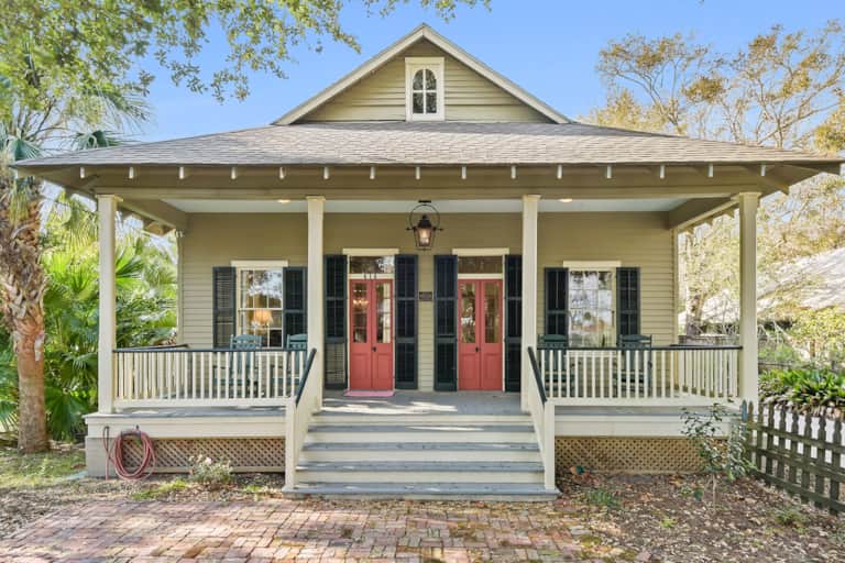 Luxurious gulf coast family homes with private pool to rent Bay St