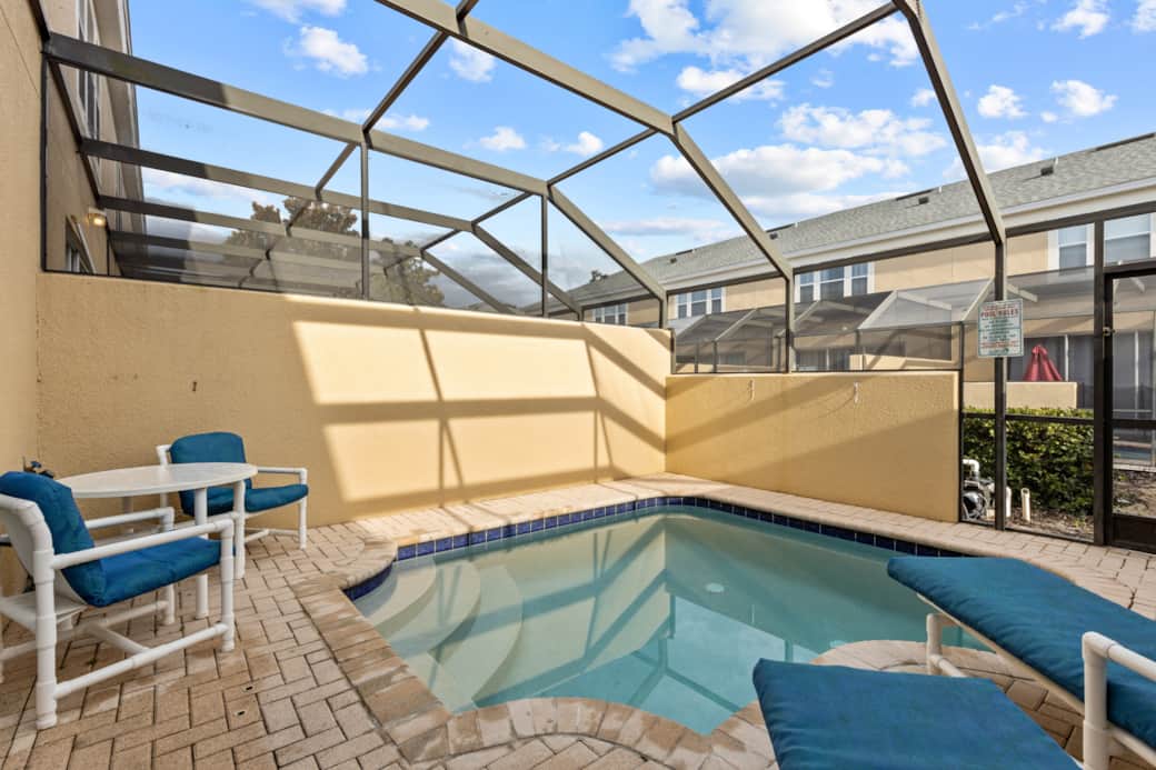 Private pool
