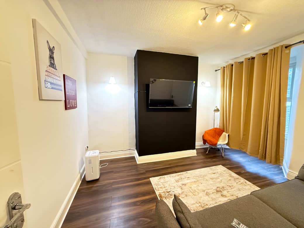 A well positioned smart TV for your entertainment A well positioned smart TV for your entertainment