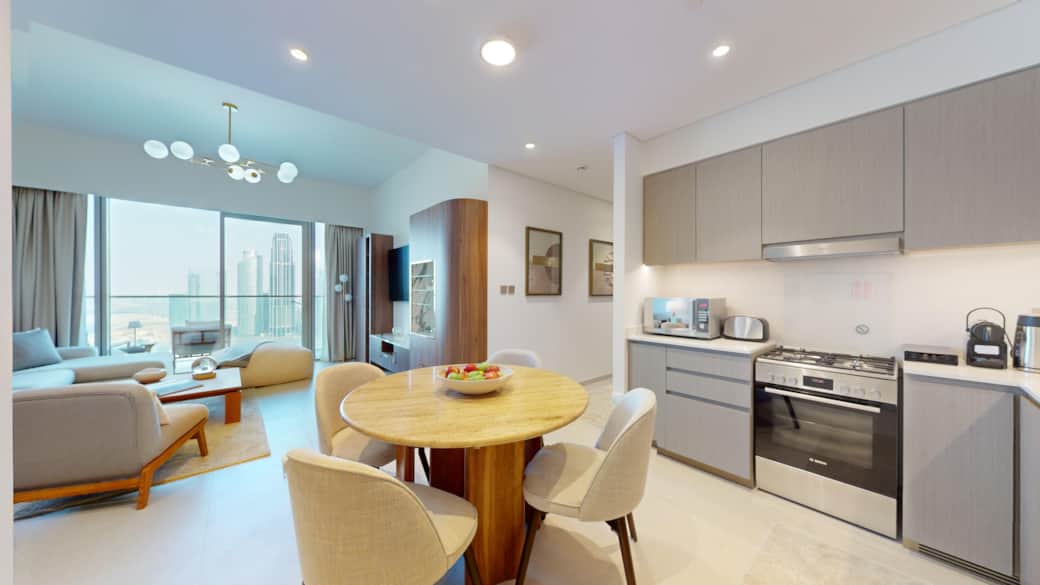 PILLOW-Grande-Downtown--Kitchen 1