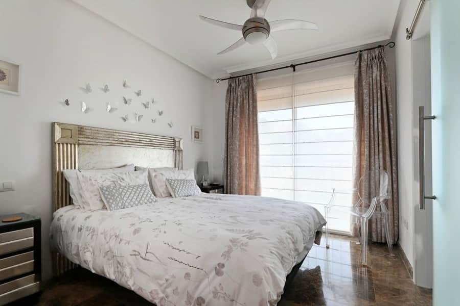 Chambre 1 avec 1 lit 2 personnes 140x200cm