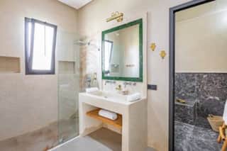 villa Zina, Élégance et luxe,piscine & jacuzzi — photo 30