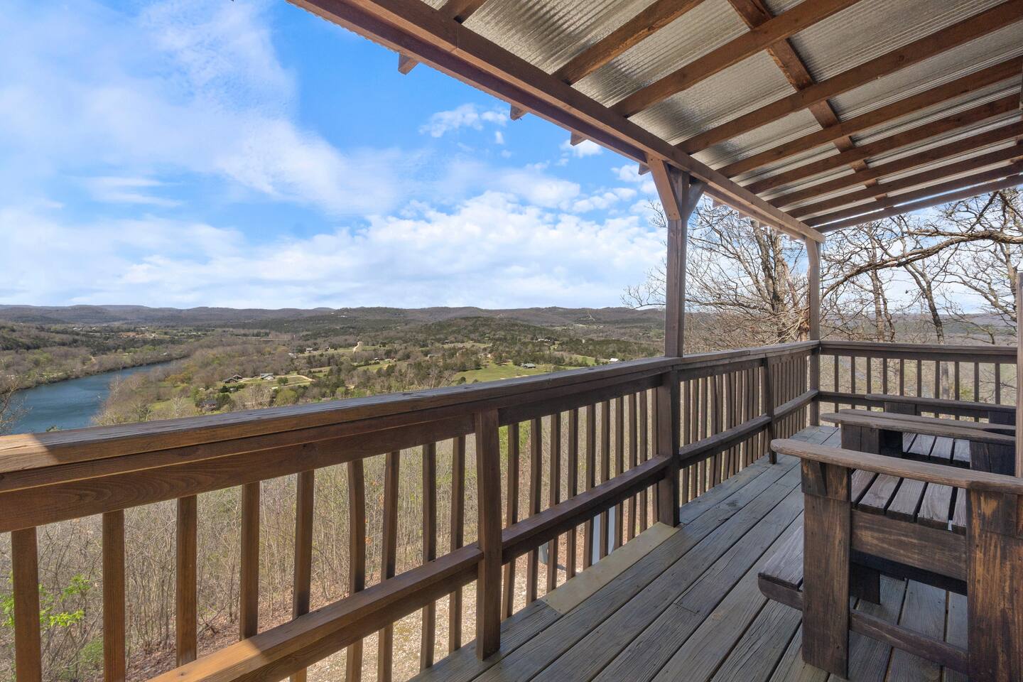 Cabin w/King Bed, Jacuzzi + View