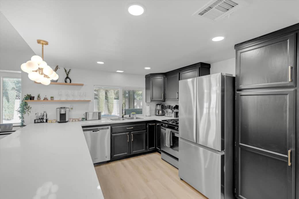Main Kitchen Showcase Main Kitchen Showcase