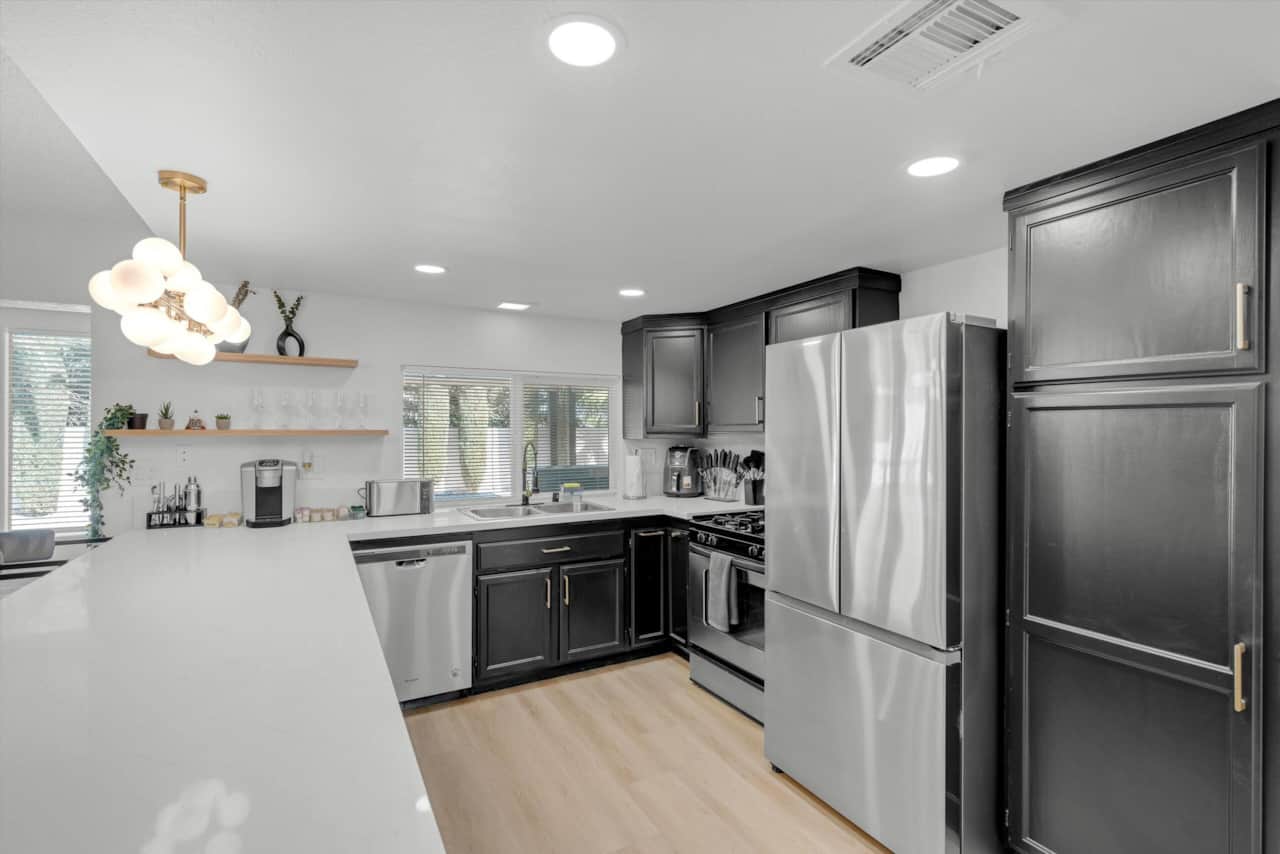 Main Kitchen Showcase
