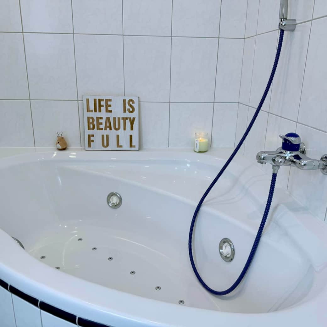 Badezimmer gross Whirlwanne