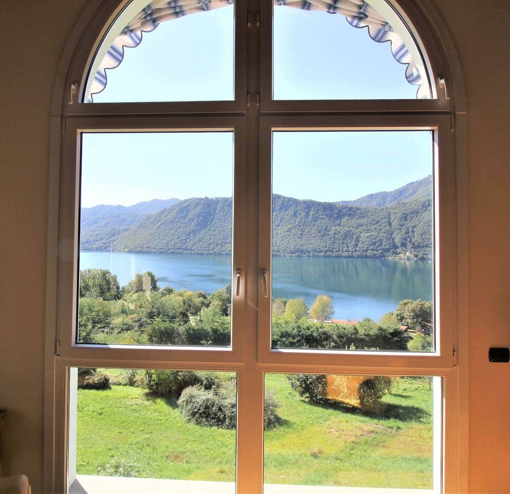 VISTA DALLA MANSARDA