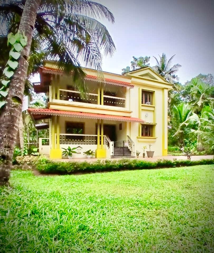 Enjoy the vibrant outdoors Enjoy the vibrant outdoors