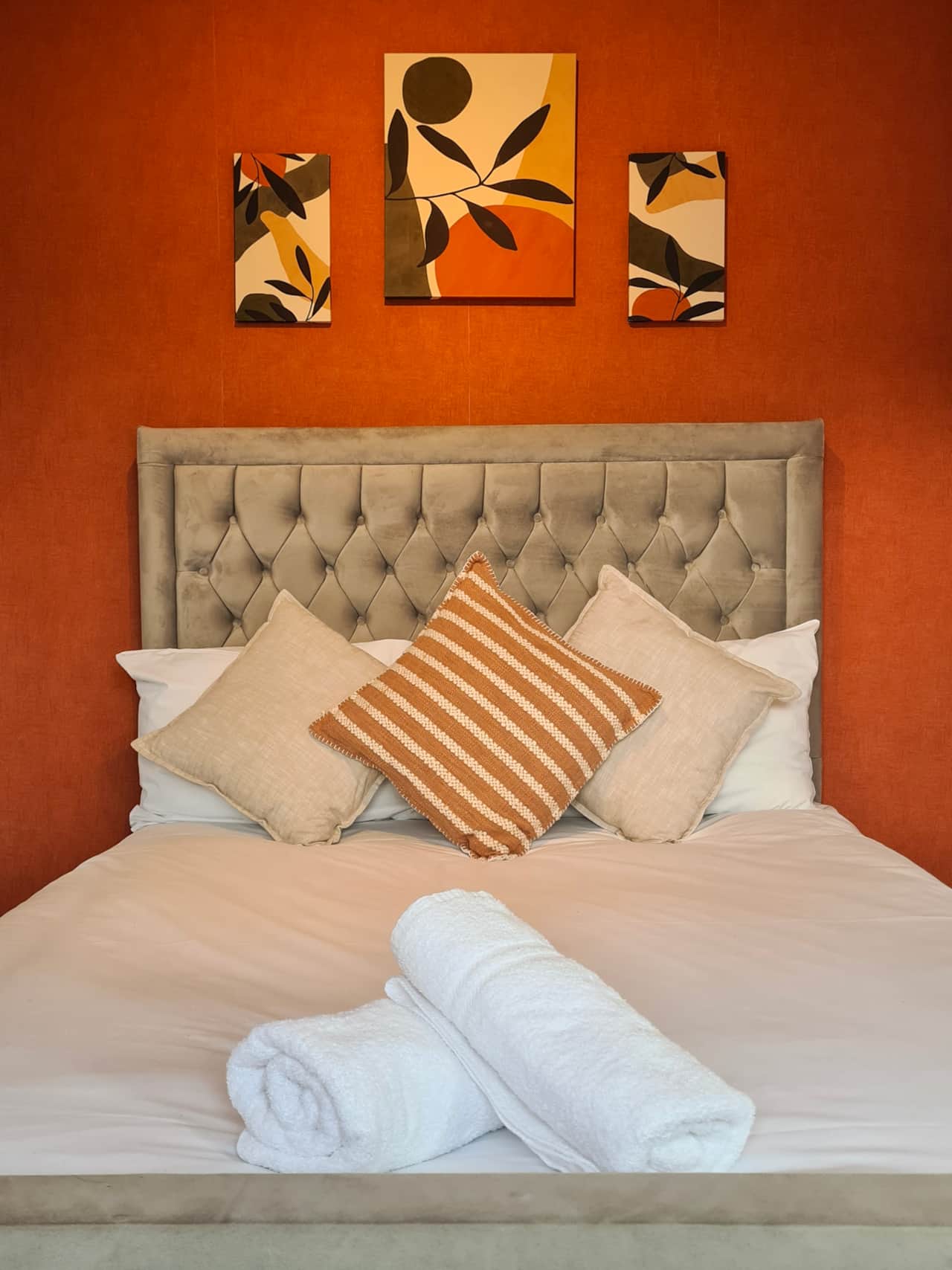 Orange (1)