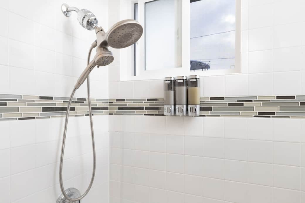 Bathroom 2-2