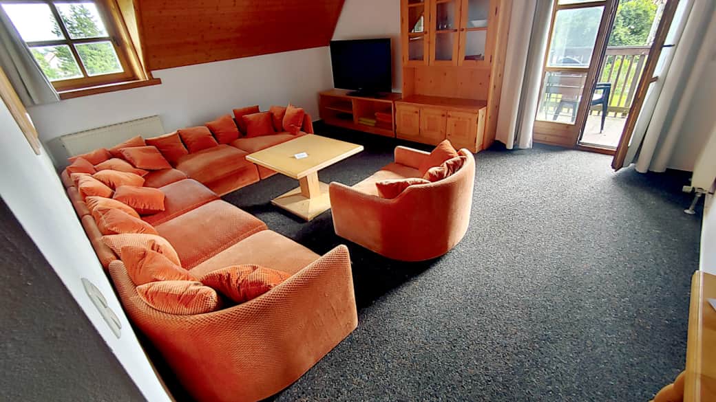 Wohnung 4 Wohnzimmer 2
