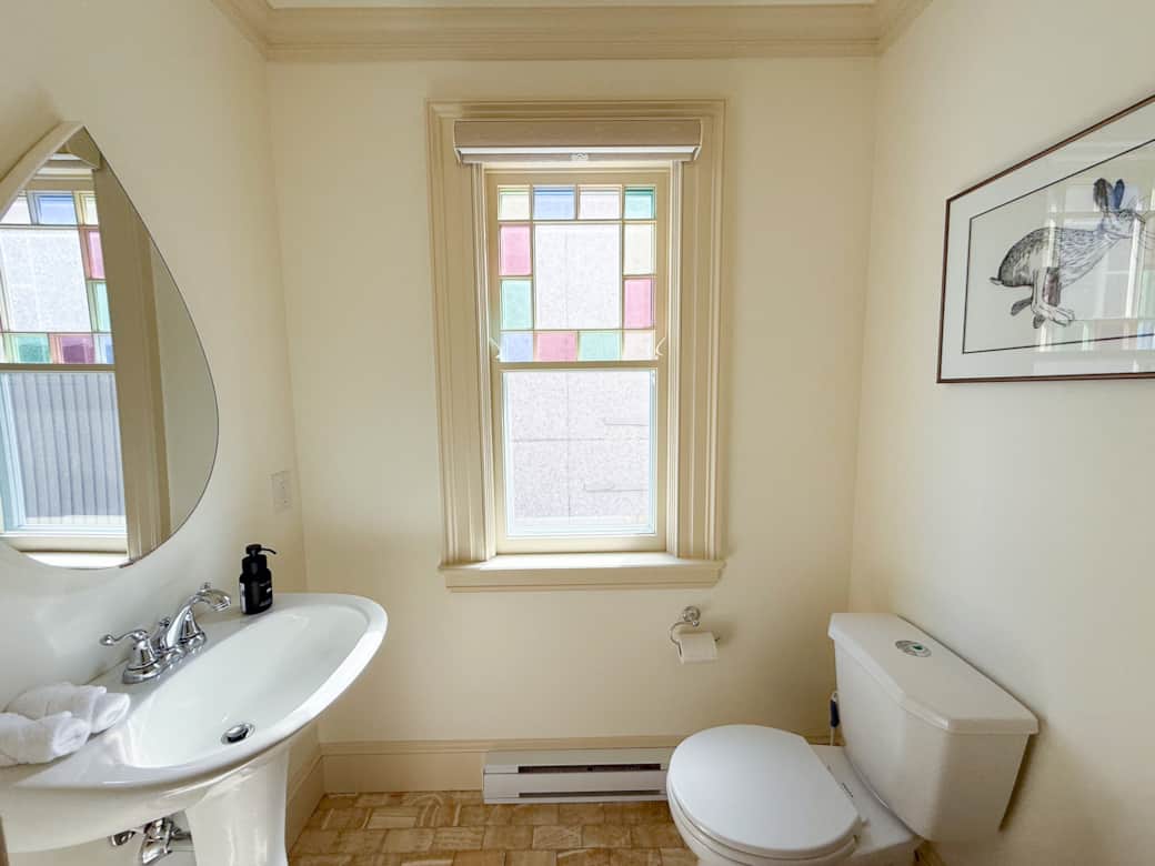 Powder Room 