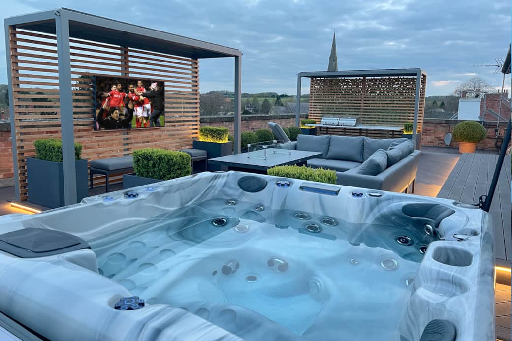 Hot Tub