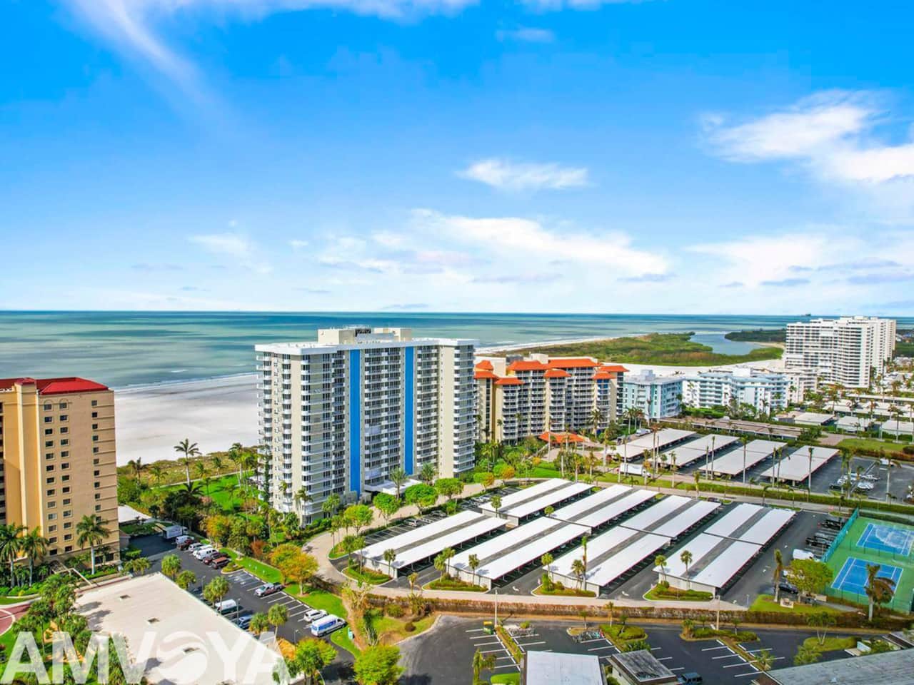 Admiralty House, Beach and Ocean