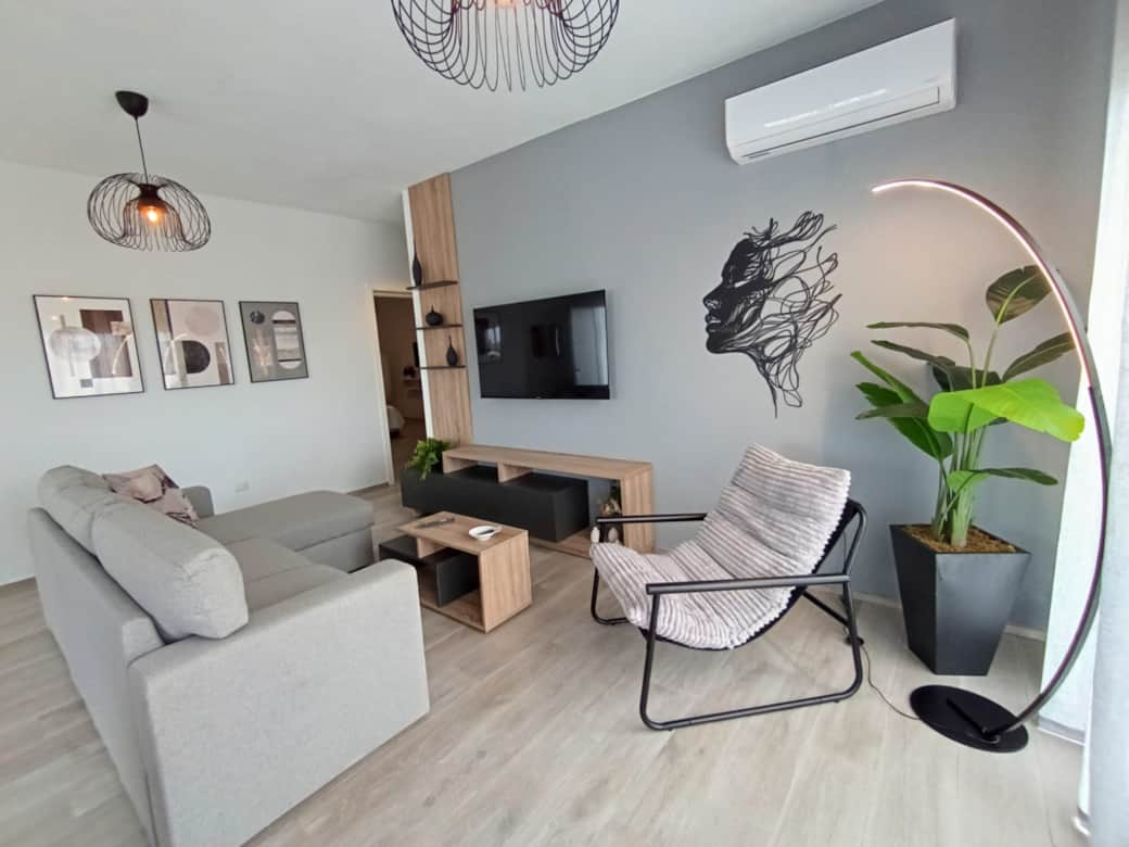 WhatsApp 7 WhatsApp 7