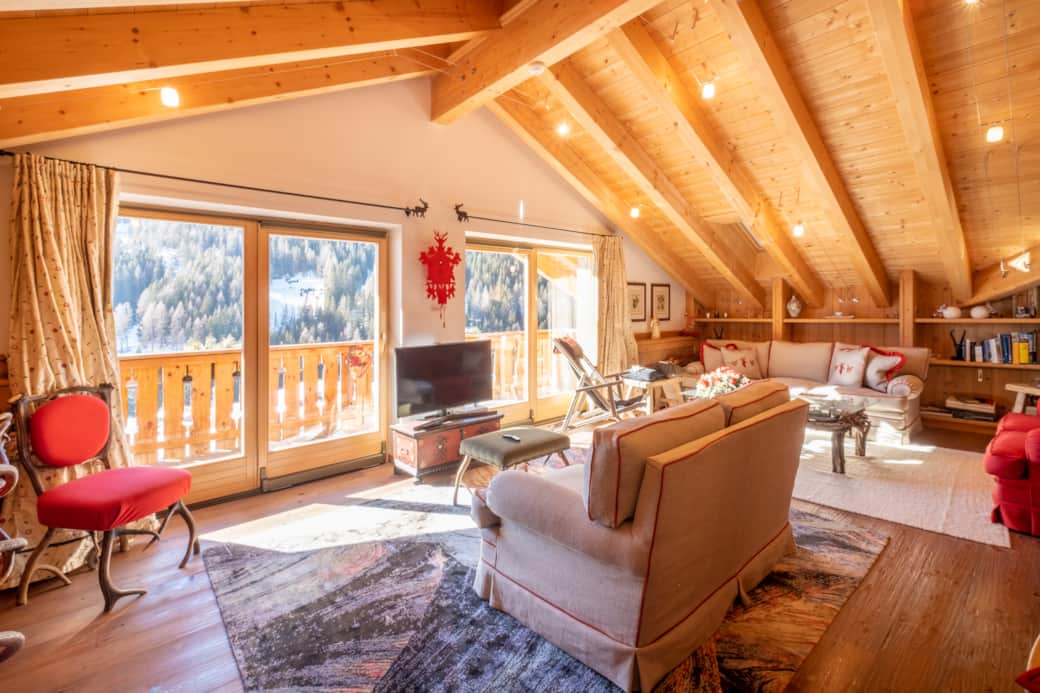 Living room2