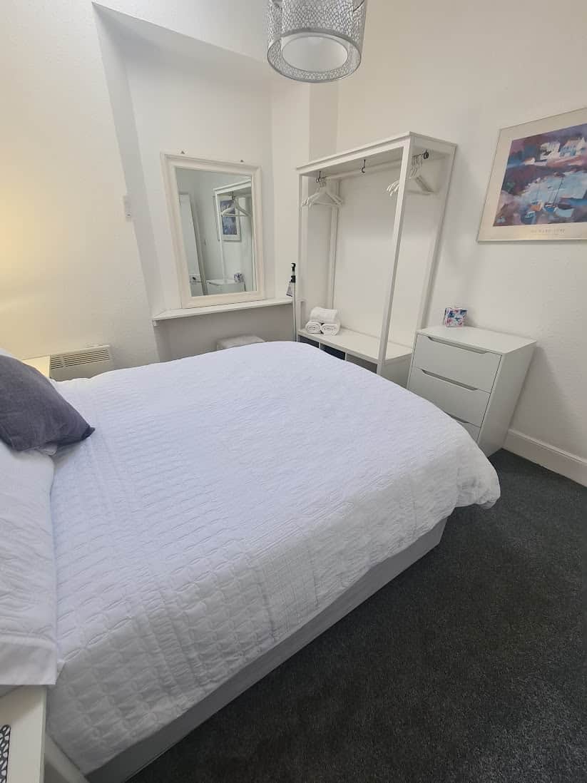 Meadowside One - Bedroom