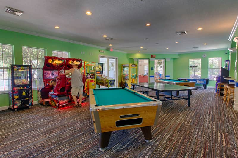 Arcade and game room at Windsor Palms Resort
