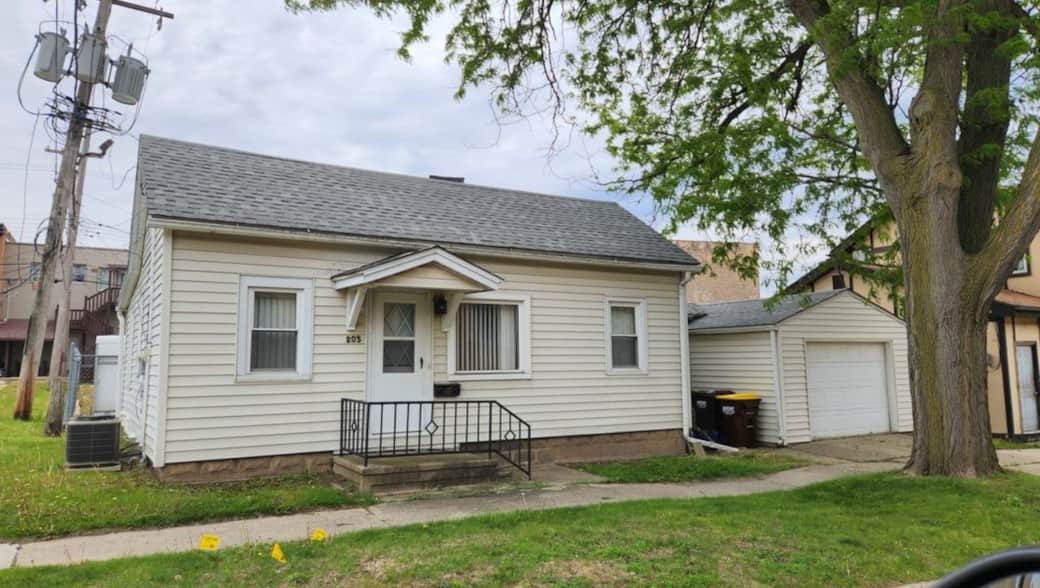 Thumbnail_image0 (1) Thumbnail_image0 (1)