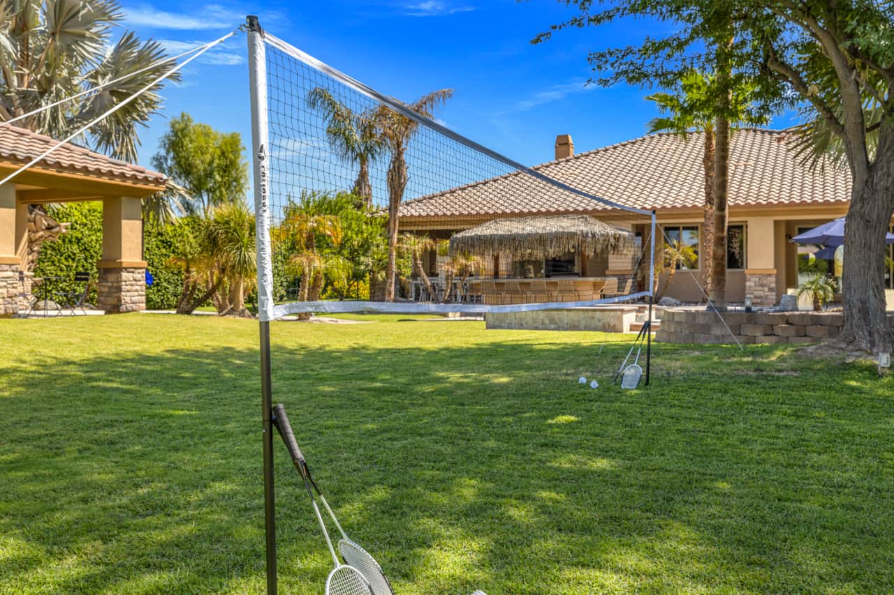 Endless outdoor amenities to enjoy the beautiful desert climate